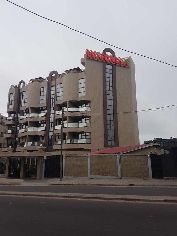 Edmond Hotel Brazzaville Exterior foto